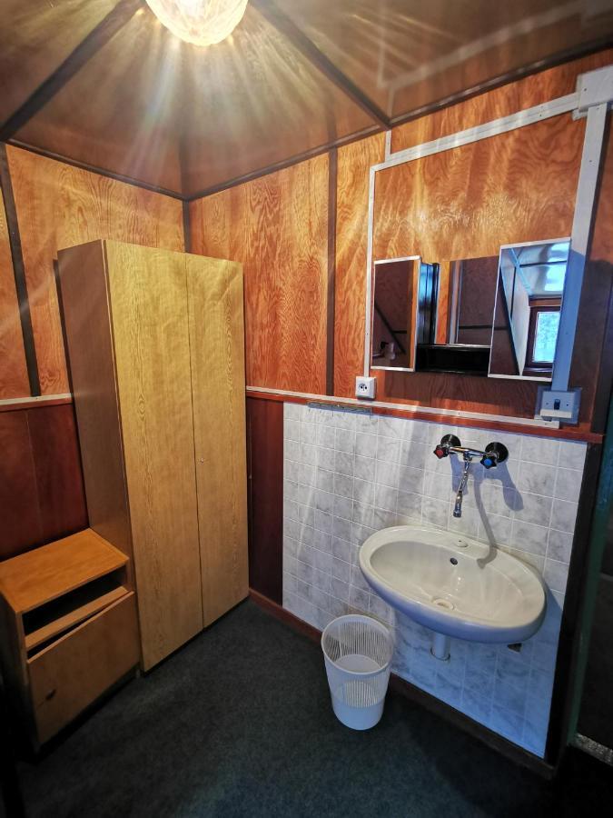 Chata Pod Studnicnou Pec pod Snezkou Esterno foto